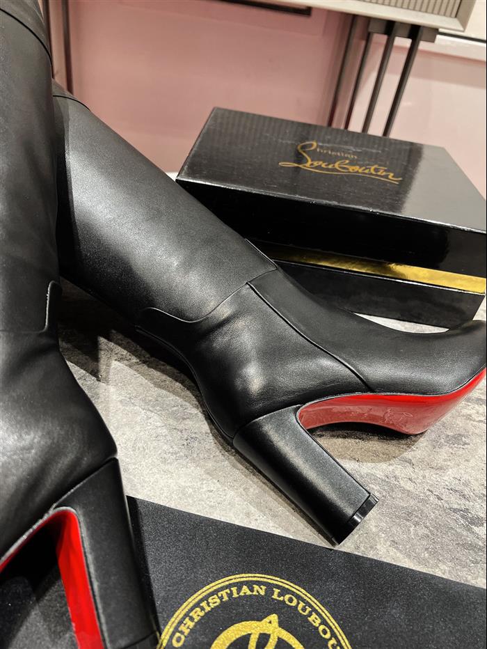 2025112818817383 630